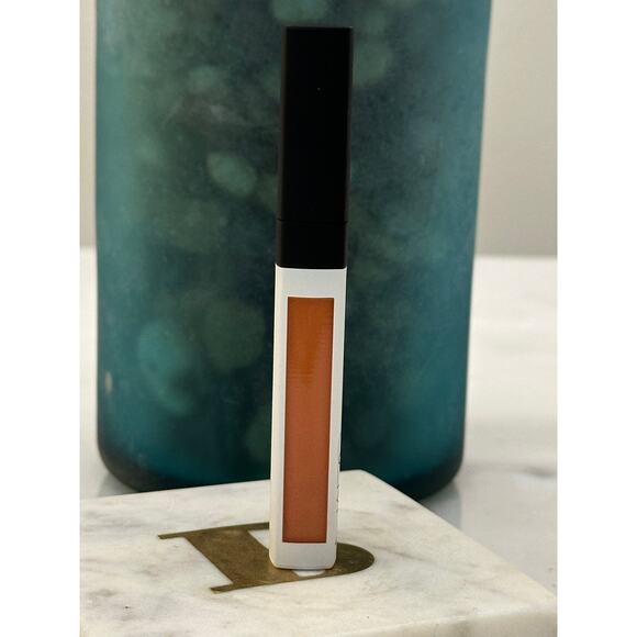 NARS NIB Radiant Creamy Color Corrector Concealer 0.22 Oz - Medium Deep - Picture 3 of 5